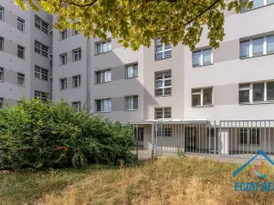 Prodej bytu 2+kk, Praha - Vršovice, Vladivostocká, 53 m2