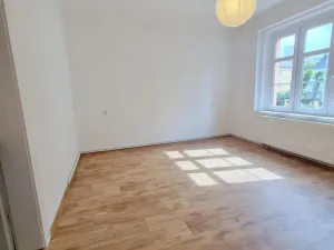 Pronájem bytu 2+1, Teplice, Josefa Hory, 60 m2