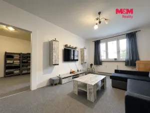 Prodej bytu 2+1, Kadaň, Bystřická, 56 m2