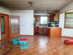 Dražba rodinného domu, Cvrčovice, Lesní, 206 m2