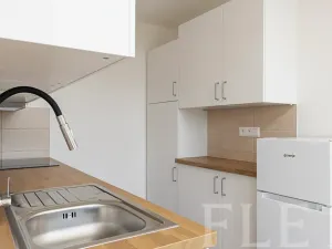 Pronájem bytu 1+kk, Praha - Stodůlky, Nušlova, 36 m2