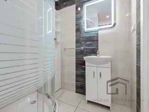 Pronájem bytu 2+kk, Praha - Hostivař, Zápasnická, 39 m2