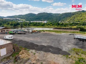 Pronájem obchodního prostoru, Velké Březno - Valtířov, 9439 m2