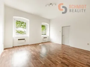 Prodej bytu 2+1, Břeclav, Národních hrdinů, 69 m2