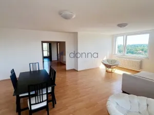 Pronájem bytu 3+1, Praha, Jednořadá, 90 m2