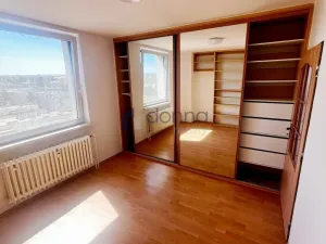 Pronájem bytu 3+1, Praha, Jednořadá, 90 m2