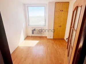 Pronájem bytu 3+1, Praha, Jednořadá, 90 m2