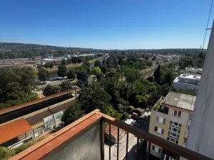 Pronájem bytu 3+1, Praha, Jednořadá, 90 m2