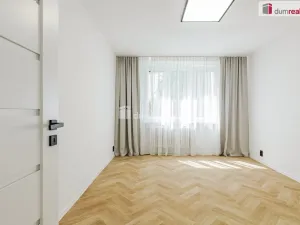 Prodej bytu 2+1, Sokolov, Mánesova, 60 m2