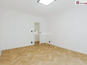 Prodej bytu 2+1, Sokolov, Mánesova, 60 m2