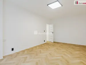 Prodej bytu 2+1, Sokolov, Mánesova, 60 m2