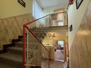 Prodej rodinného domu, Komárov, Sokolská, 212 m2