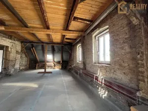 Prodej vícegeneračního domu, Javorník, Míru, 370 m2