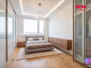 Prodej bytu 3+1, Praha - Stodůlky, Janského, 70 m2