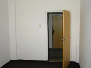 Pronájem kanceláře, Praha - Běchovice, Podnikatelská, 13 m2