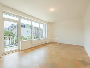 Pronájem bytu 3+1, Praha - Podolí, Na Klaudiánce, 74 m2