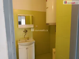 Pronájem bytu 4+1, Zbuzany, V Zahradě, 72 m2