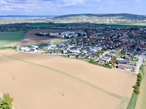 Prodej pozemku pro bydlení, Hrušovany u Brna, Pod Střediskem, 741 m2