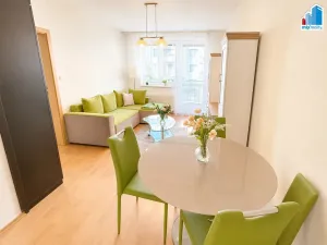 Pronájem bytu 2+kk, Praha - Hostivař, Rižská, 45 m2