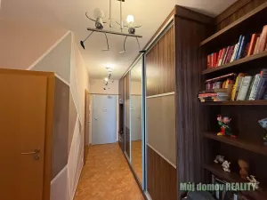 Pronájem bytu 3+kk, Praha - Hrdlořezy, Nad Smetankou, 89 m2