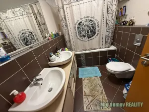 Pronájem bytu 3+kk, Praha - Hrdlořezy, Nad Smetankou, 89 m2