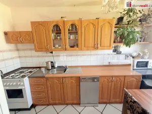 Pronájem bytu 3+1, Ústí nad Labem - Krásné Březno, Neštěmická, 73 m2