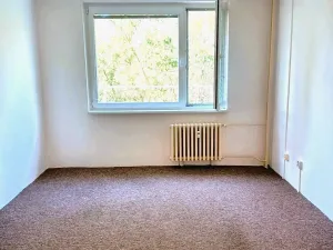 Pronájem bytu 1+kk, Hradec Králové - Nový Hradec Králové, třída Edvarda Beneše, 30 m2