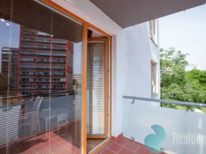 Pronájem bytu 3+kk, Praha, Srbínská, 75 m2