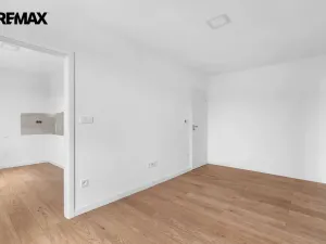 Prodej bytu 3+1, Lužany, 77 m2