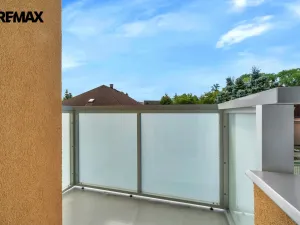 Prodej bytu 3+1, Lužany, 77 m2