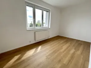Pronájem bytu 3+1, Lázně Bělohrad, Zámecká, 75 m2