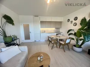 Pronájem bytu 2+kk, Praha - Kbely, Sedlářova, 54 m2
