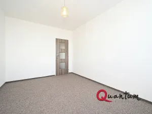 Pronájem bytu 3+1, Praha - Bohnice, Kostřínská, 70 m2
