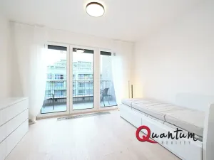 Pronájem bytu 1+kk, Praha - Hloubětín, Poděbradská, 33 m2