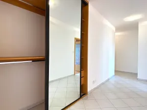 Pronájem bytu 3+kk, Praha - Hlubočepy, Voskovcova, 81 m2