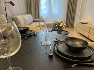 Pronájem bytu 2+kk, Praha - Vinohrady, Italská, 57 m2