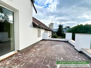 Pronájem skladu, Bubovice, 670 m2