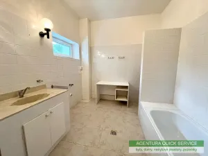 Pronájem rodinného domu, Bubovice, 280 m2