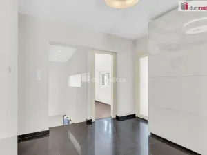 Prodej rodinného domu, Říčany - Jažlovice, Strmá, 160 m2