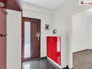 Prodej rodinného domu, Říčany - Jažlovice, Strmá, 160 m2