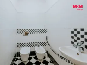 Prodej bytu 3+1, Praha - Dejvice, Mydlářka, 105 m2