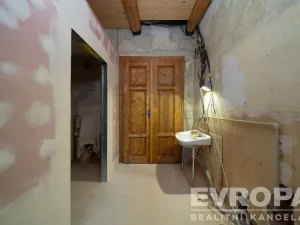Prodej bytu 2+1, Mladé Buky, 52 m2