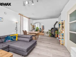 Prodej rodinného domu, Mišovice, 250 m2