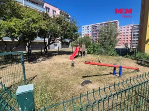 Prodej bytu 2+kk, Králův Dvůr, Nad Stadionem, 40 m2
