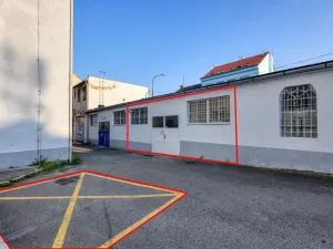 Pronájem obchodního prostoru, Plzeň, Doudlevecká, 64 m2