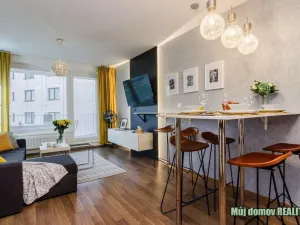 Pronájem bytu 2+kk, Praha - Střížkov, Zakšínská, 52 m2