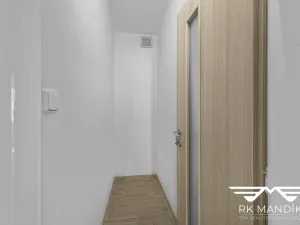 Pronájem bytu 2+kk, Praha - Košíře, Hillebrantova, 55 m2
