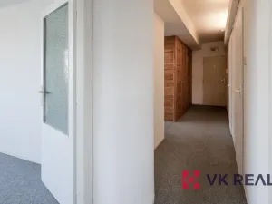 Pronájem bytu 2+1, Praha - Dejvice, Evropská, 75 m2