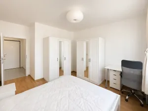 Pronájem bytu 2+kk, Praha - Hloubětín, Waltariho, 50 m2