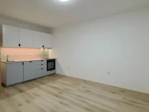 Pronájem bytu 2+kk, Česká Lípa, Pražská, 40 m2